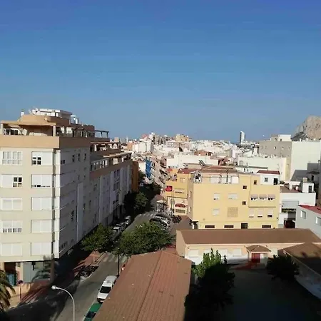 Atico Luminoso Con Vistas En * קלפה